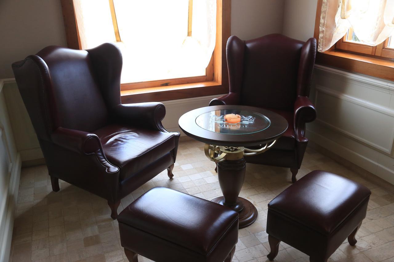 Hotel Village Stari Banovci ภายนอก รูปภาพ